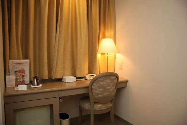 Tek Kişilik Oda, Sigara İçilebilir