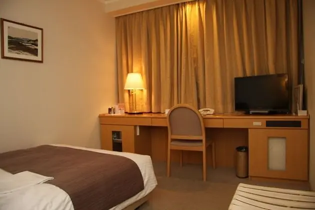 Tek Kişilik Oda, Sigara İçilmez