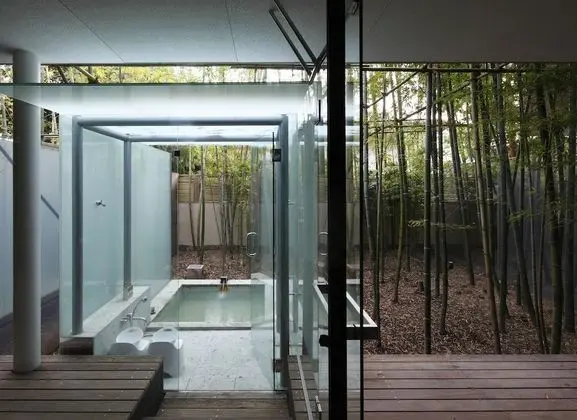 Oda, Sigara İçilebilir, Avlu Manzaralı (Japanese Western Style - HAMANASU)