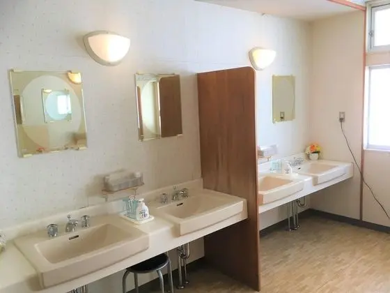 Traditional Oda, Ortak Banyo (Western/Japanese Style)