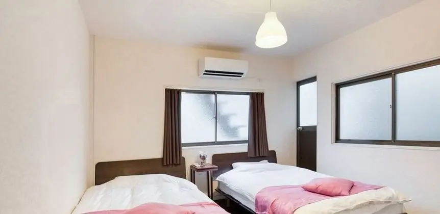 Ev, Sigara İçilmez (Private Vacation Home)