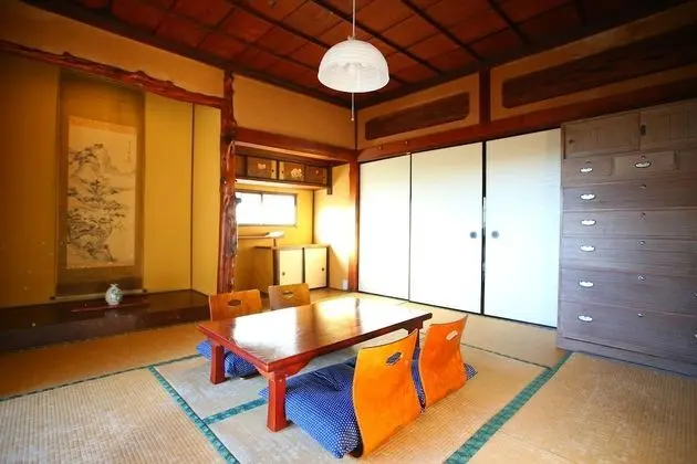 Economy Oda, Ortak Banyo