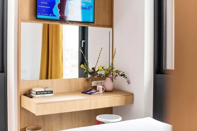 Design Tek Büyük Yataklı Oda