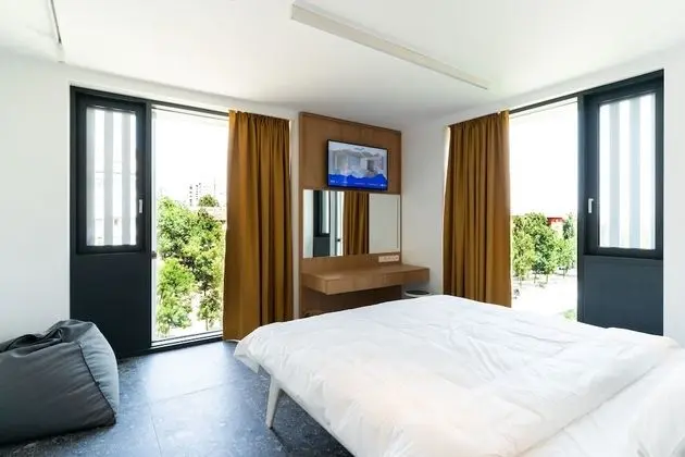 Design Tek Büyük Yataklı Oda