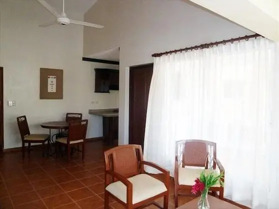 Superior Apart Daire, 2 Yatak Odası, Deniz Manzaralı, Denize Sıfır