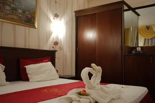 Tek Büyük veya İki Ayrı Yataklı Oda