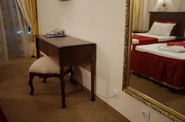 Tek Büyük veya İki Ayrı Yataklı Oda