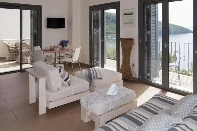 Apart Daire, 2 Yatak Odası (Alcmini)