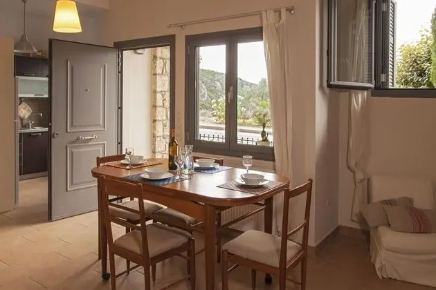 Apart Daire, 2 Yatak Odası, Deniz Manzaralı (Kyveli)