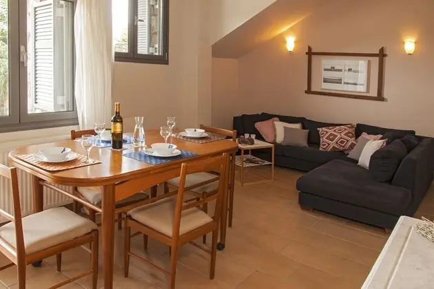 Apart Daire, 2 Yatak Odası, Deniz Manzaralı (Kyveli)