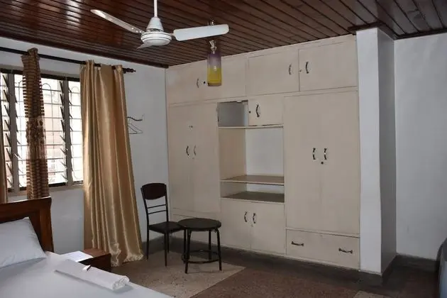 Basic Tek Büyük Yataklı Oda