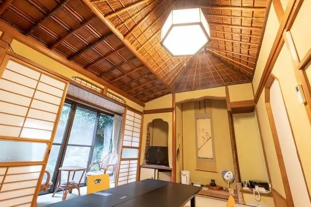 Traditional Oda, Sigara İçilmez (Japanese, Annex, Tatsunoi or Hugetsu)