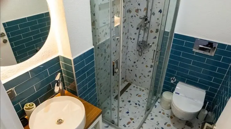 Deluxe Oda, Havuz Manzaralı
