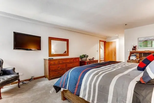 Ev, Birden Çok Yatak, Dağ Manzaralı (Three-Bedroom Townhouse)