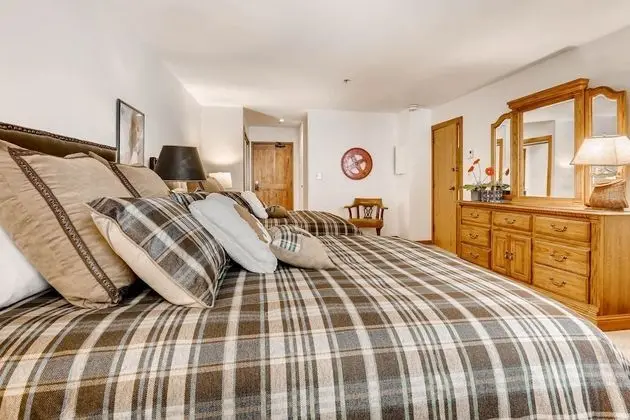 Ev, Birden Çok Yatak, Dağ Manzaralı (Three-Bedroom Townhouse)