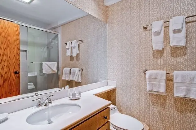 Ev, Birden Çok Yatak, Dağ Manzaralı (Three-Bedroom Townhouse)