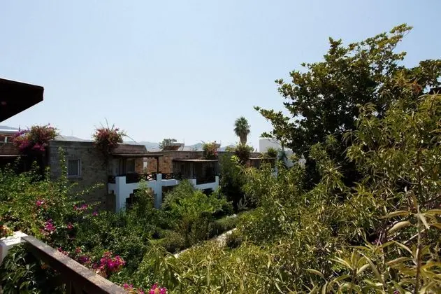 Suite, Bahçe Manzaralı