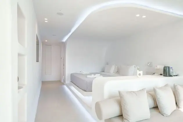 Kivotos Two Bedroom Suite Sea View