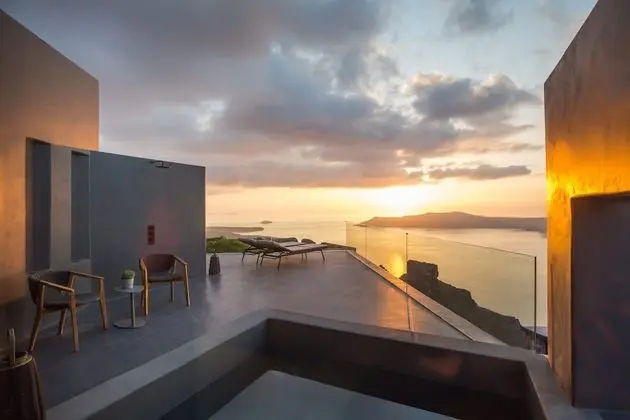 Signature Suite, Sunset View with Heated, Plunge Pool