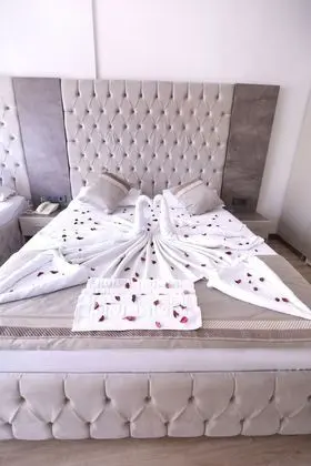 Grand Tek Kişilik Oda