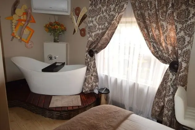 Petite Comfort