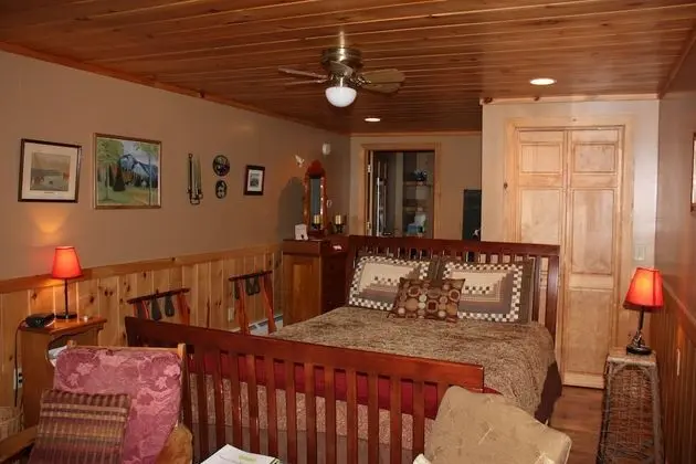 Deluxe Oda, 1 Büyük (Queen) Boy Yatak, Balkon, Göl Manzaralı (Eagle Room)