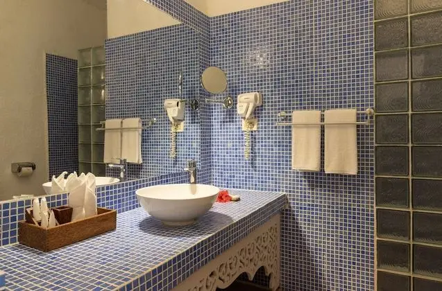 Standard Tek Büyük Yataklı Oda, Bahçe Manzaralı, Bahçeli
