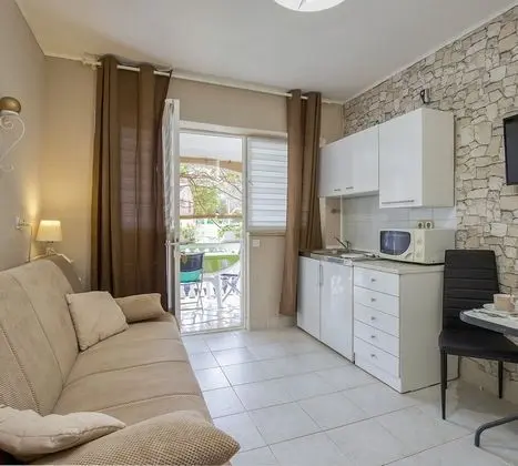 Family Apart Daire, 1 Çift Kişilik Yatak, Bahçeli (Kiwi Apartment)