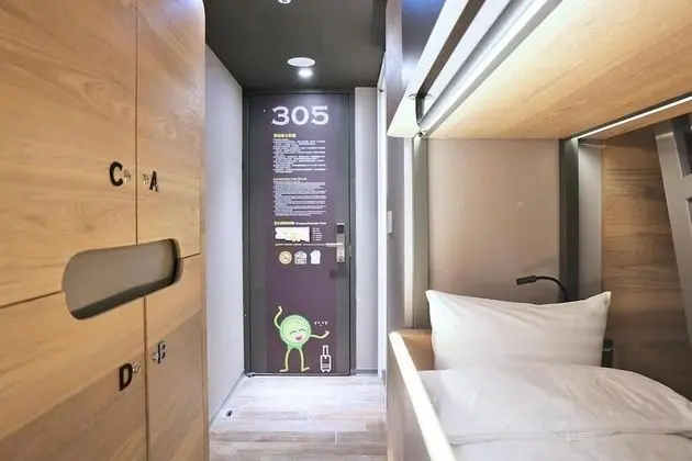 Ortak Ranzalı Oda, Sadece kadınlar için (Lower Bed)