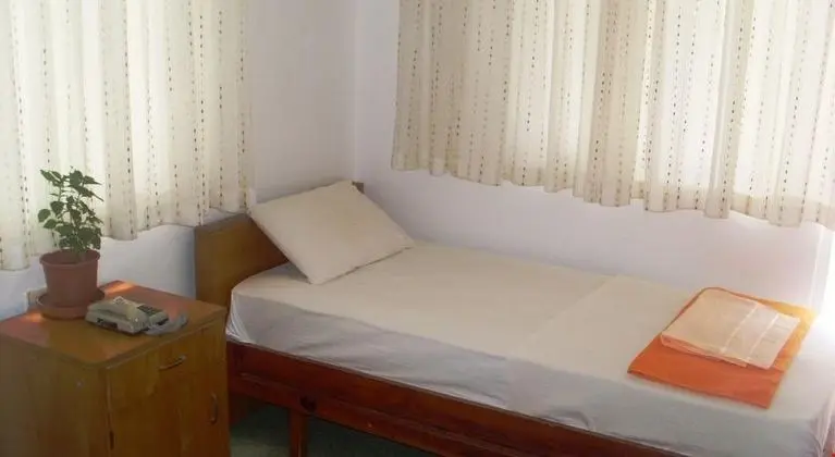 Standart Oda - Bahçe Manzarali Üç Kisilik