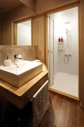 Traditional Ev (Private)