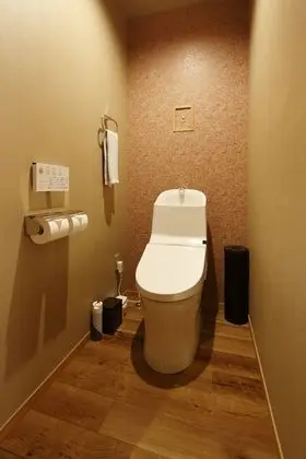 Traditional Ev (Private)