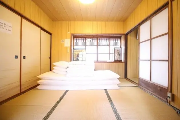 Traditional Ev (Japanese-Style, Private Vacation)