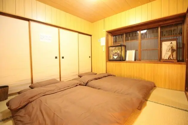 Traditional Ev (Japanese-Style, Private Vacation)