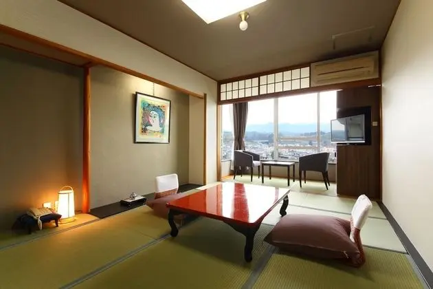 Traditional Oda, Sigara İçilmez, Nehir Manzaralı (Moderate Japanese Style,38sqm)