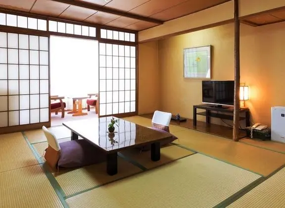 Traditional Oda, Sigara İçilmez, Nehir Manzaralı (Moderate Japanese Style,38sqm)