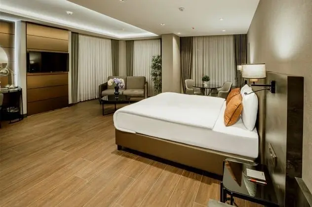 Corner Suite,Şehir Manzaralı