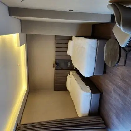 Standart Oda, Şehir Manzaralı