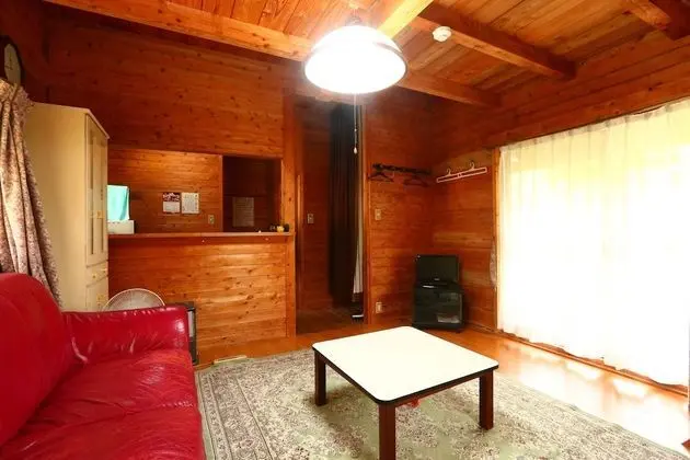 Ev (Log House, For 5 Pax)