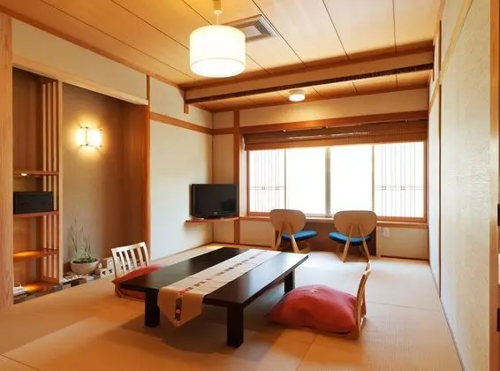 Deluxe Oda, Sigara İçilmez, Nehir Manzaralı (Japanese Style)