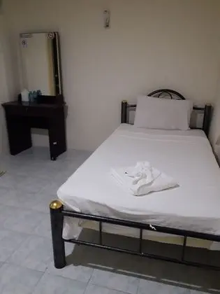 Standard Fan Room