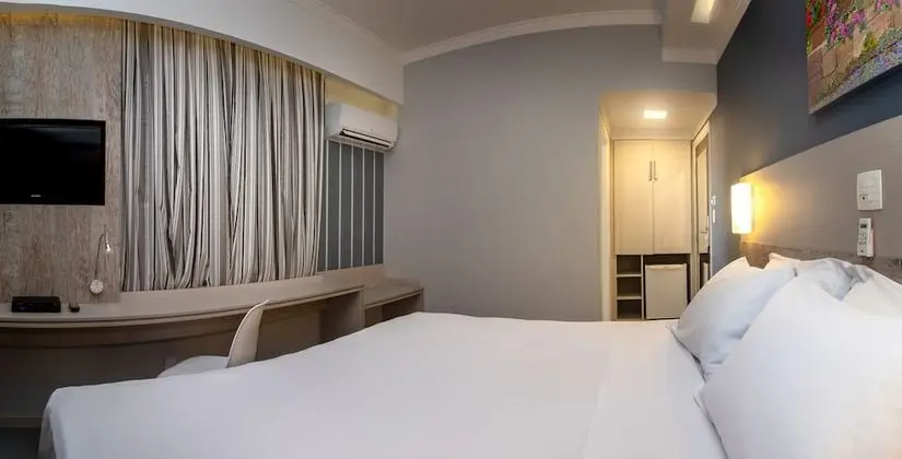 Luxury Tek Büyük Yataklı Oda
