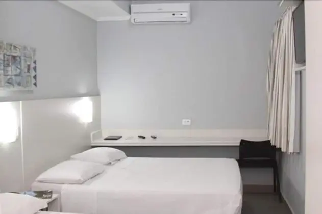 Luxury Tek Büyük Yataklı Oda