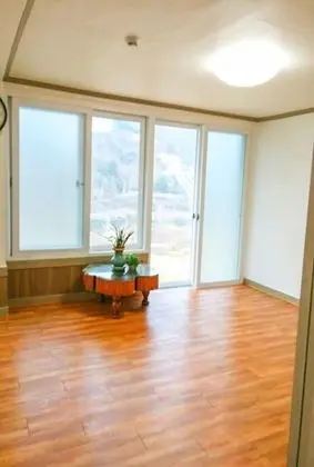 Oda (1st floor 20 Pyung)