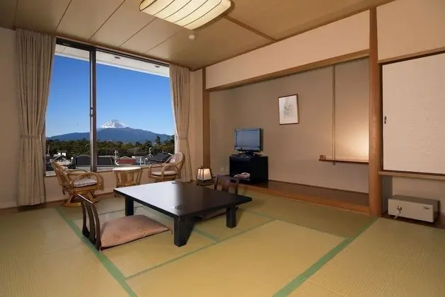 Traditional Oda, Dağ Manzaralı (Japanese Style, Fuji Mountain)