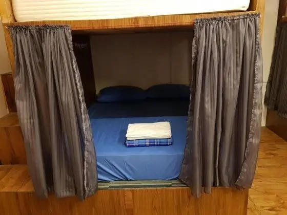 Bunk Bed in Mixed Dormitory Room