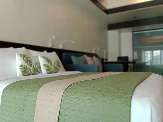 Family Çatı Katı (Loft), 2 Büyük (Queen) Boy Yatak, Sigara İçilmez, Şehir Manzaralı