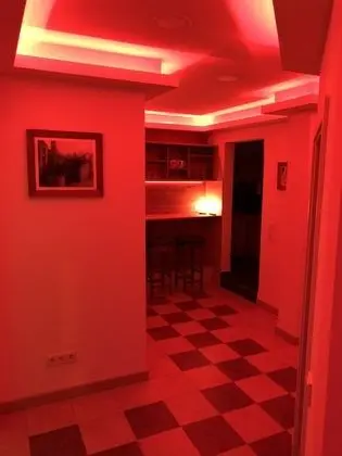 Basic Üç Kişilik Oda, Ortak Banyo, Nehir Manzaralı