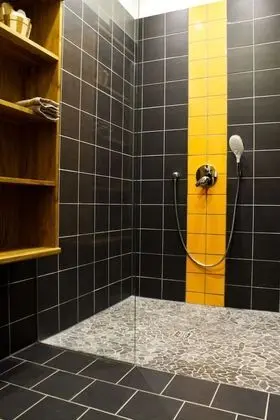 Basic Üç Kişilik Oda, Ortak Banyo, Şehir Manzaralı