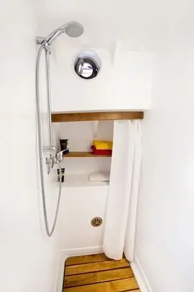 Tek Büyük Yataklı Oda, Ortak Banyo (Klüverkoje - incl. Cleaning Fee 15EUR)